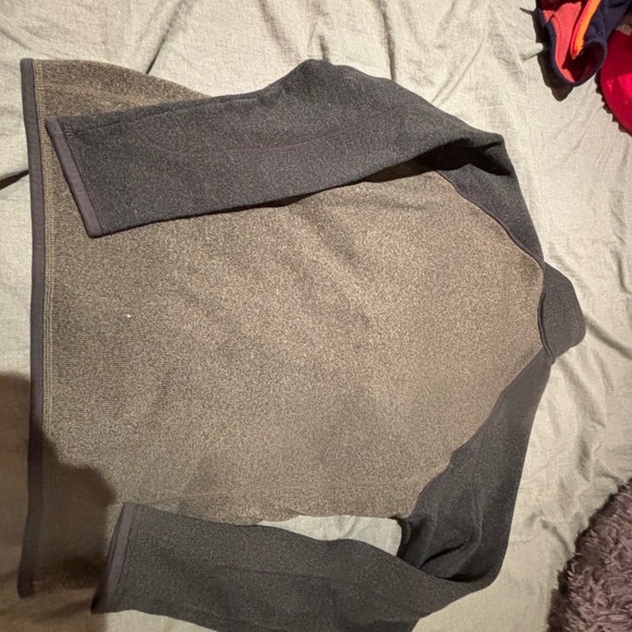 Patagonia green zip up - Picture 2 of 2